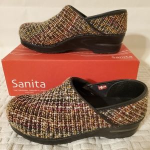 Sanita Clogs Size 39
